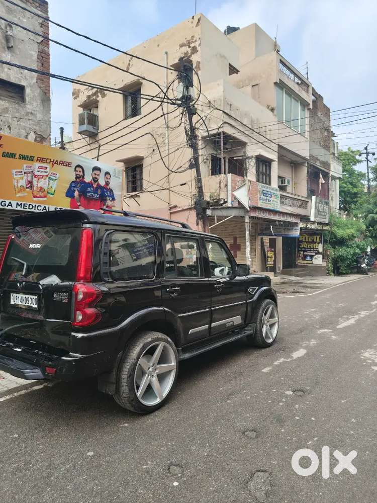 Mahindra Scorpio Classic 2026 Diesel 7500 Km Driven