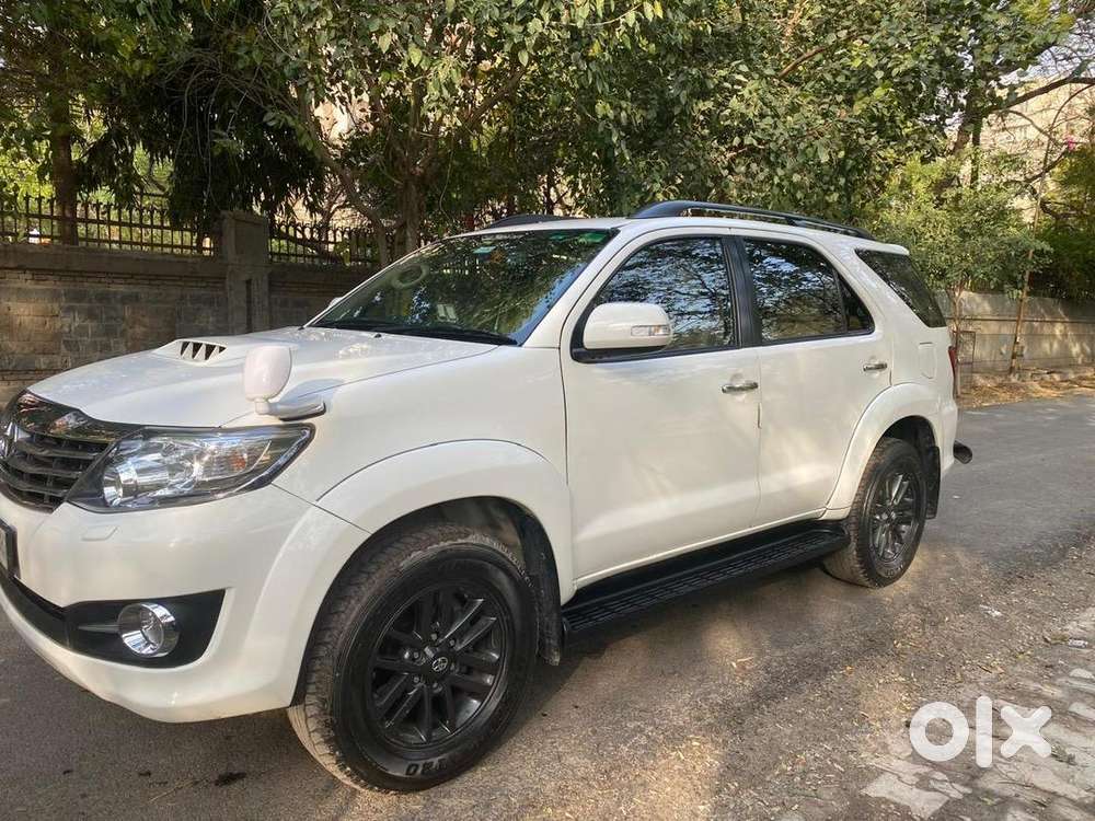 Toyota Fortuner 2015 Diesel Well Maintained