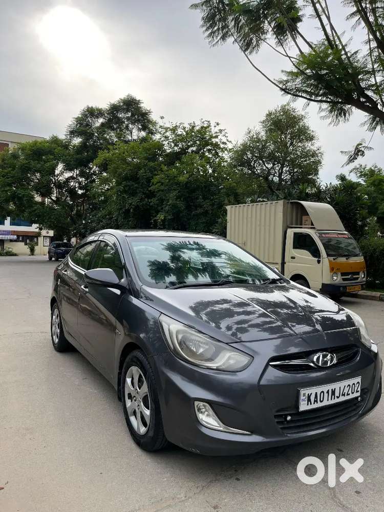 Hyundai Verna 2012 Petrol 85000 Km Driven