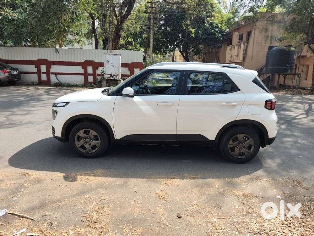 Hyundai Venue Sx (o) Mt 1.0 Turbo, 2023, Petrol