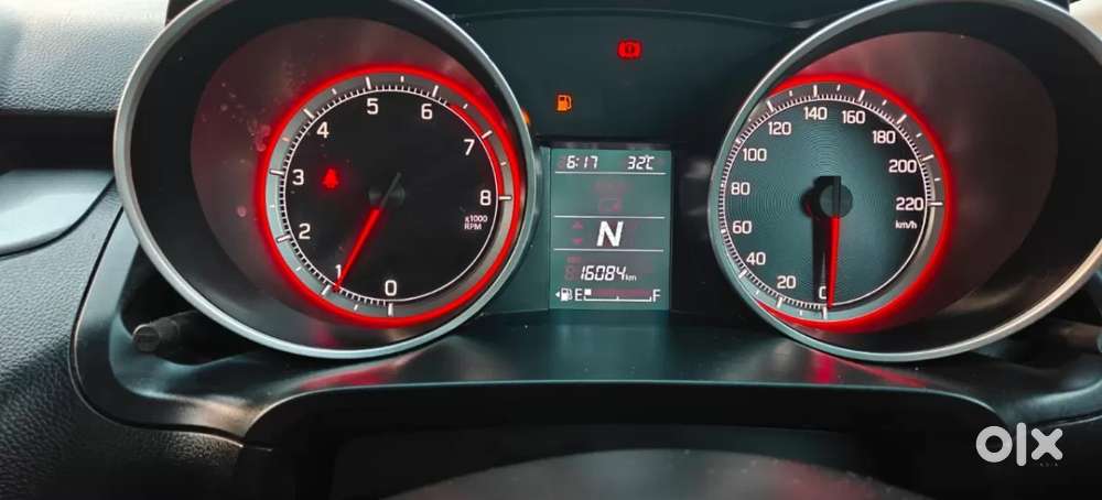 Maruti Suzuki Swift Amt Zxi, 2018, Petrol