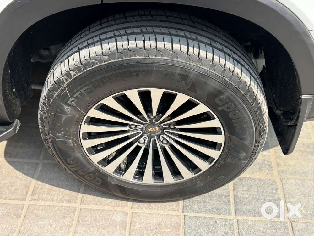 Mahindra Scorpio N Z2 Petrol Mt 6 Str, 2024, Petrol