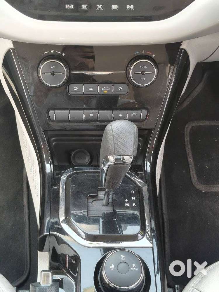 Tata Nexon 1.2 Revotron Xza Plus (o) Amt, 2023, Petrol