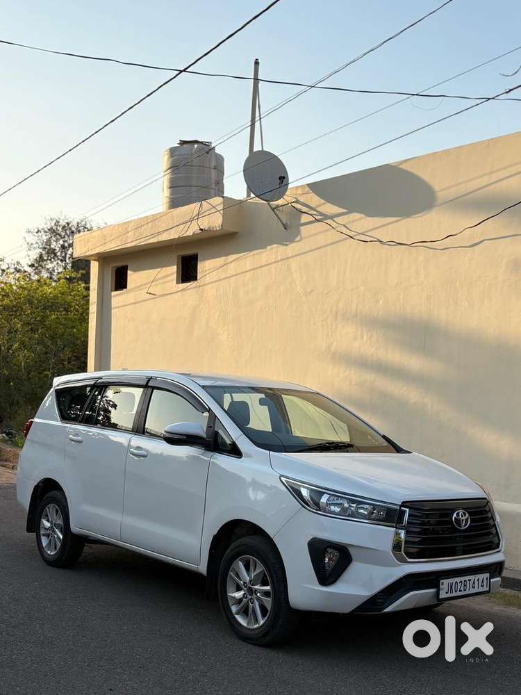 Toyota Innova Crysta 2017 Diesel Well Maintained