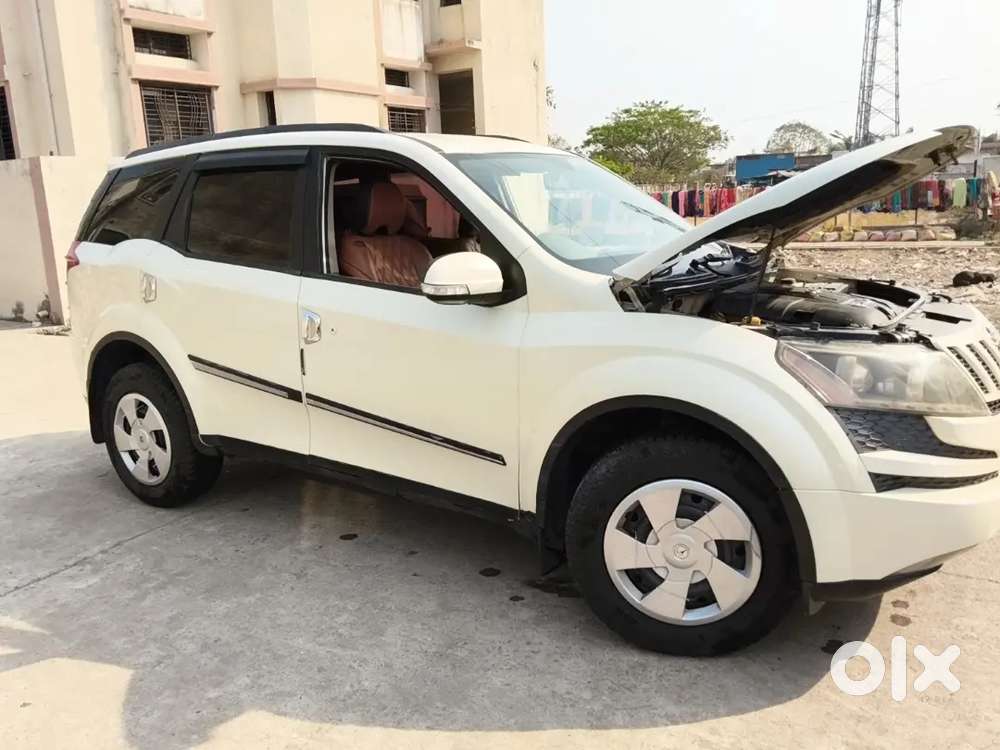 Mahindra Xuv500 2015