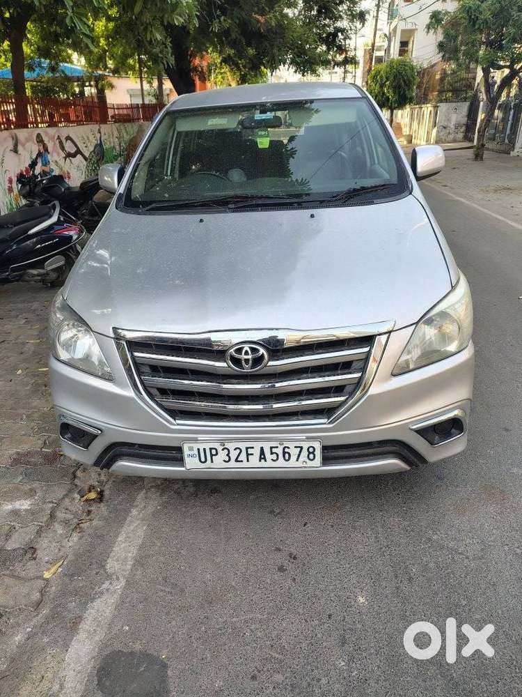 Toyota Innova 2.5 G (diesel) 8 Seater, 2014, Diesel