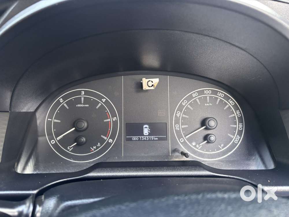 Toyota Innova Crysta 2.4 Gx Mt, 2019, Diesel