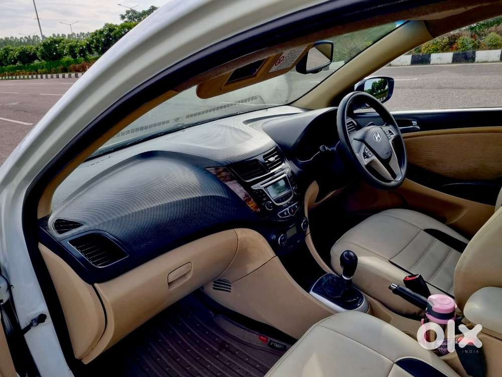 Hyundai Fluidic Verna 2013 Diesel Manual