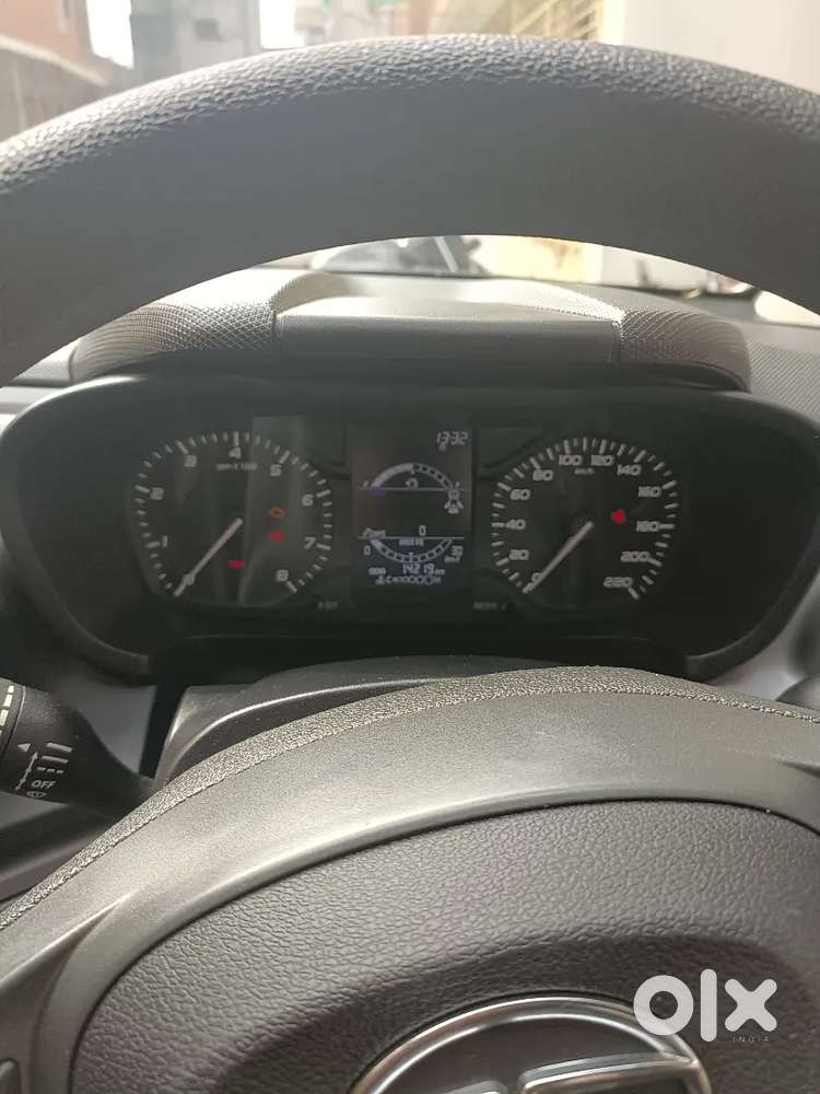 Tata Altroz 2022 Petrol 16000 Km Driven