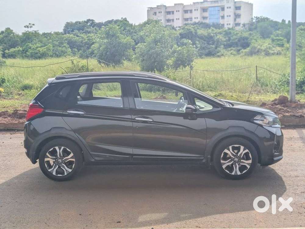 Honda Br-v I-vtec V Mt, 2017, Petrol