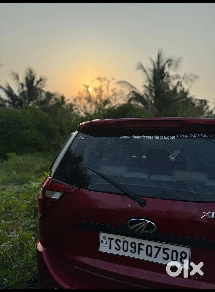 Mahindra Xuv500 W7