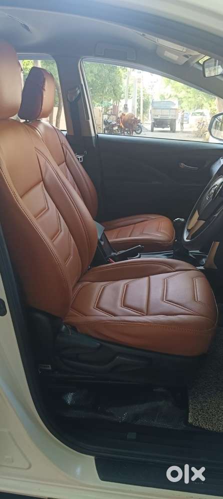 Toyota Innova Crysta 2.4 G Mt 8s, 2022, Diesel