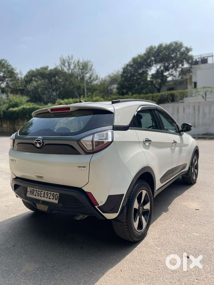 Tata Nexon 1.2 Revotron Xma Amt (s), 2019, Diesel