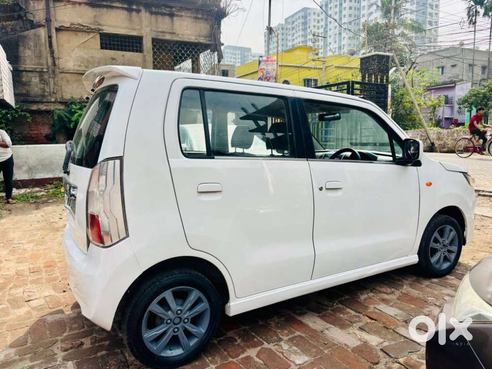 Maruti Suzuki Wagon R Stingray Vxi, 2013, Petrol