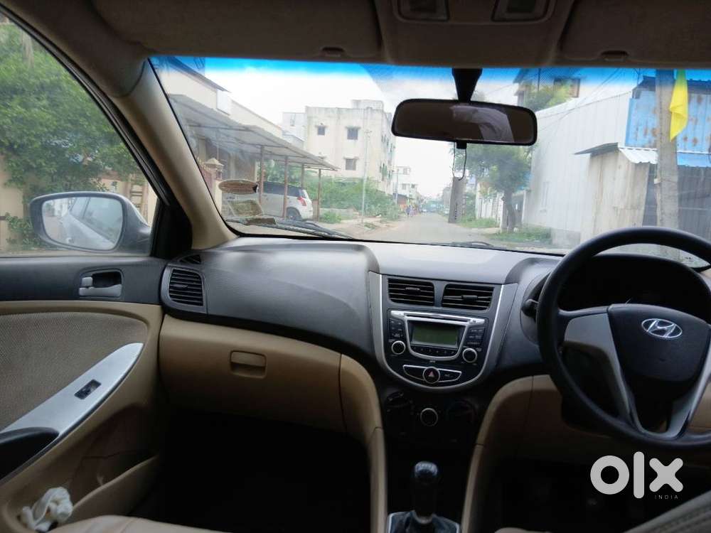Hyundai Verna Fluidic 2011