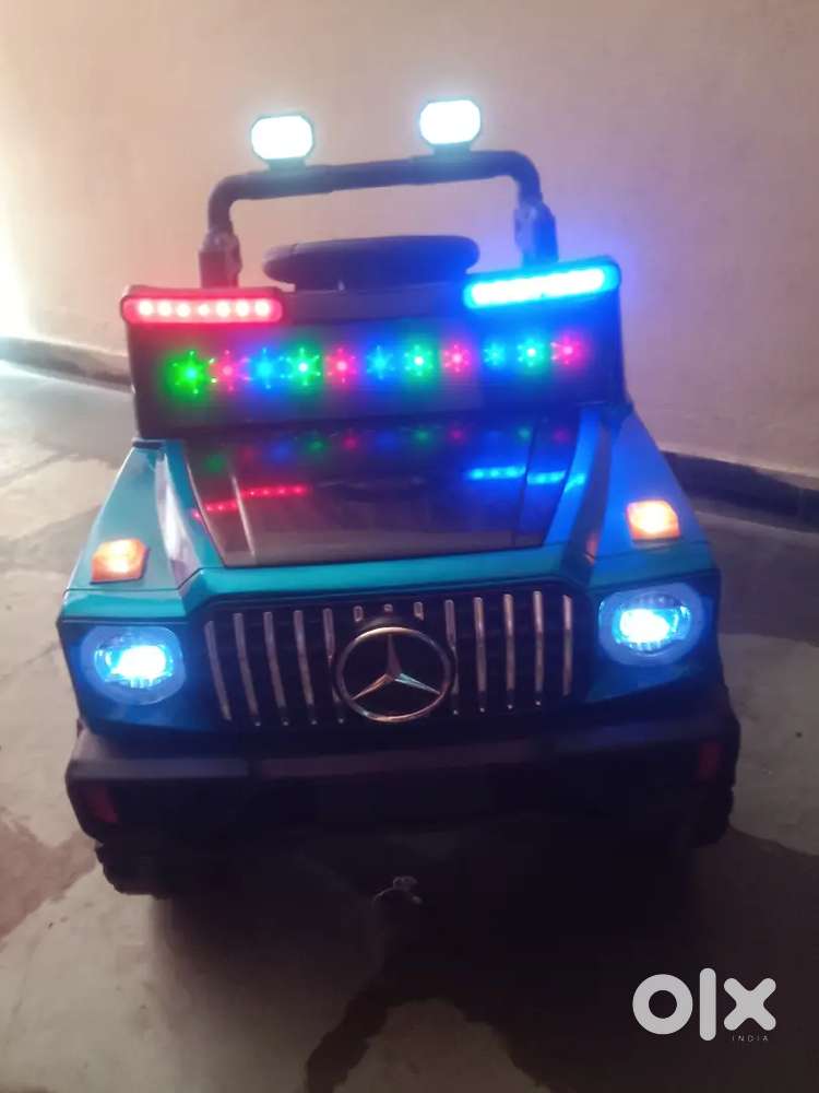 Toy car with remote