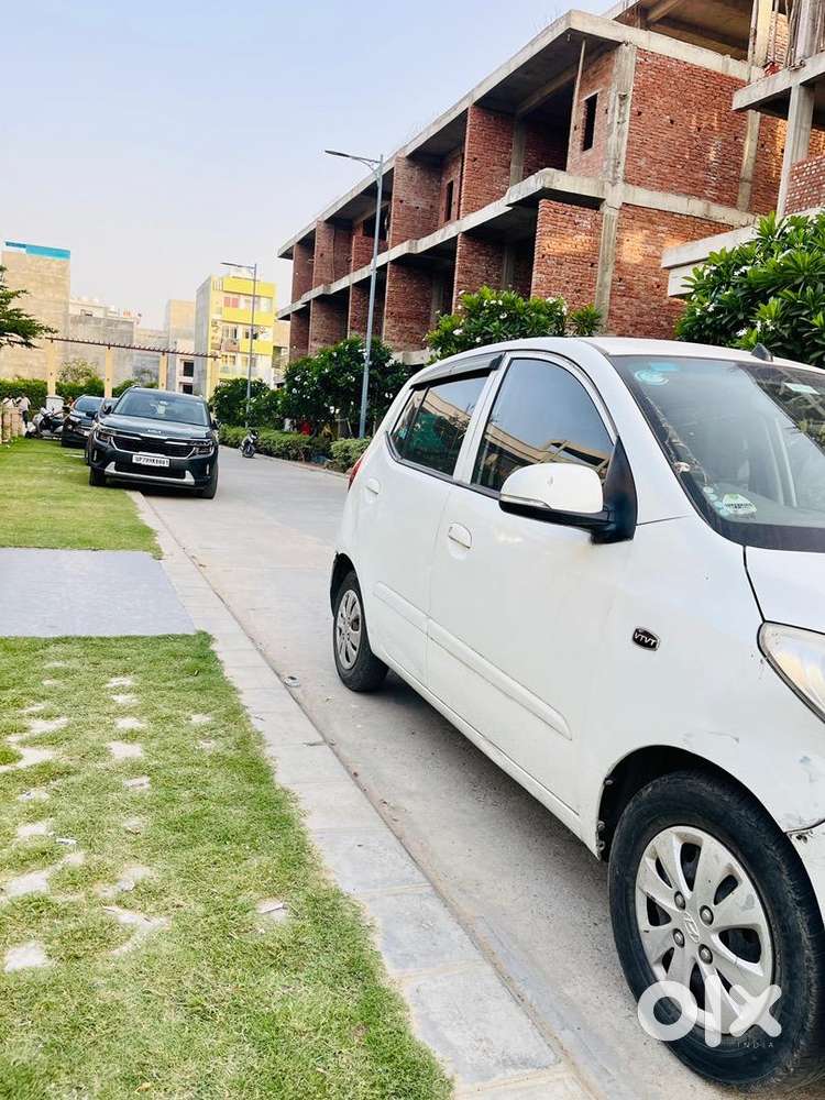 Hyundai I10 2012 Cng & Hybrids Well Maintained