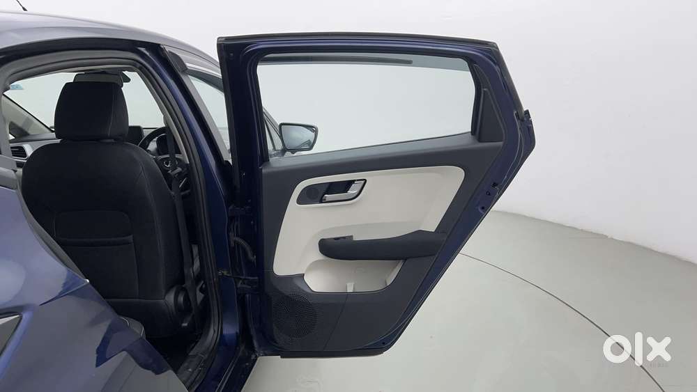 Tata Altroz 1.2 Xz Plus I-turbo, 2023, Petrol