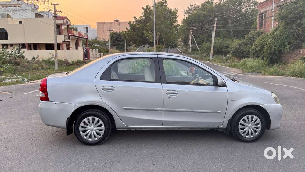 Toyota Etios 2012 Petrol