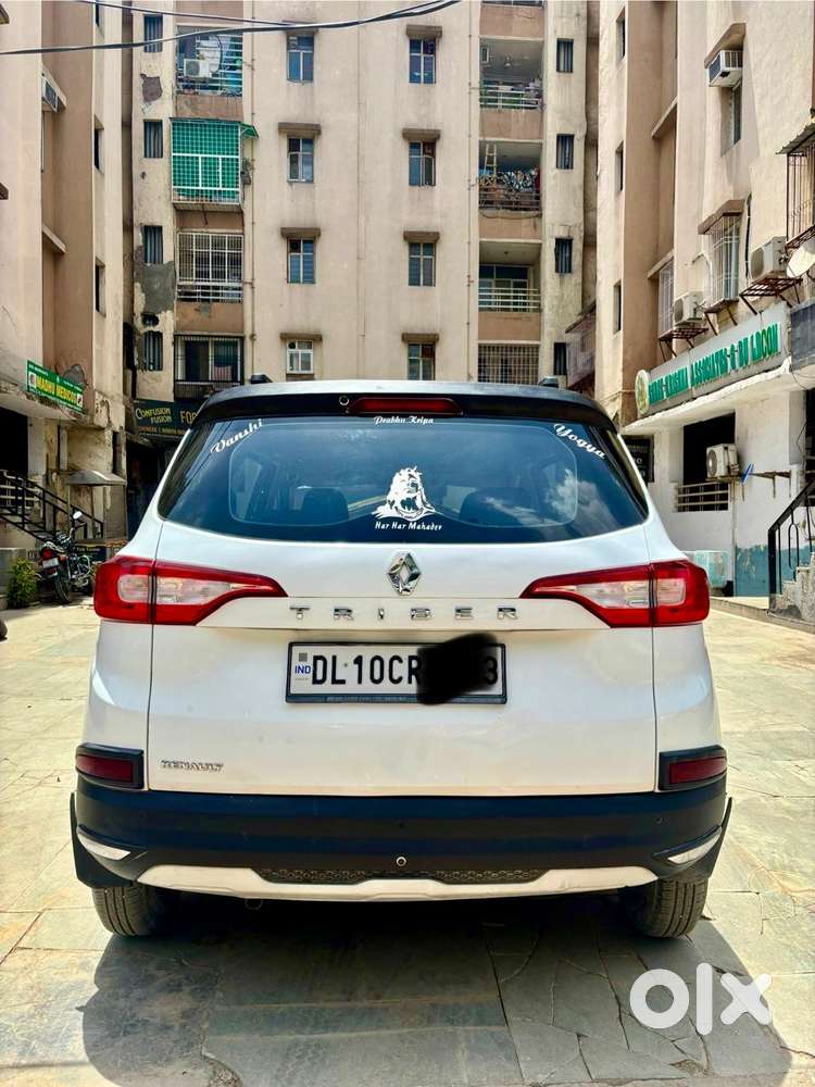 Renault Triber Rxt, 2022, Petrol