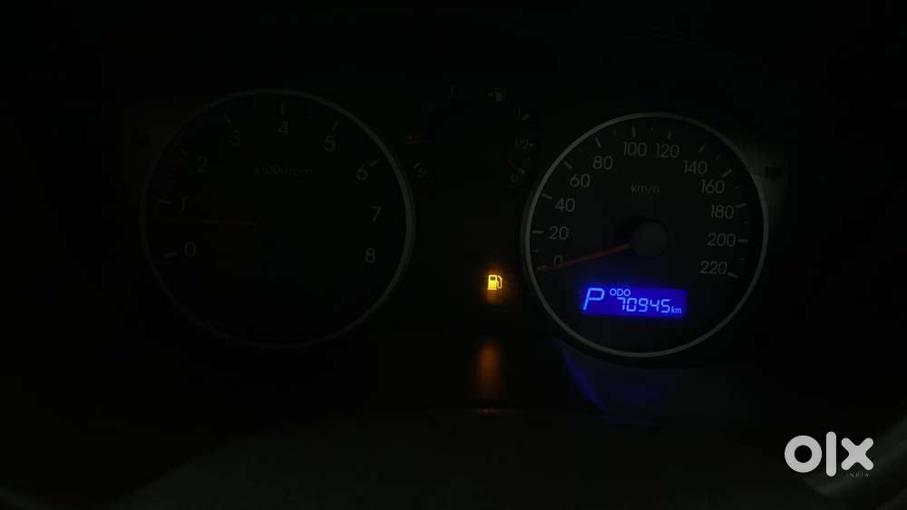 Hyundai I20 2009-2011 1.4 Asta (at), 2011, Petrol