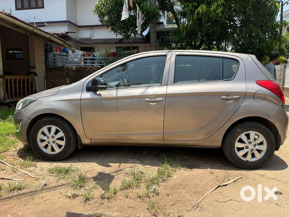 Urgent Sale Hyundai I20 Sportz Petrol 2013