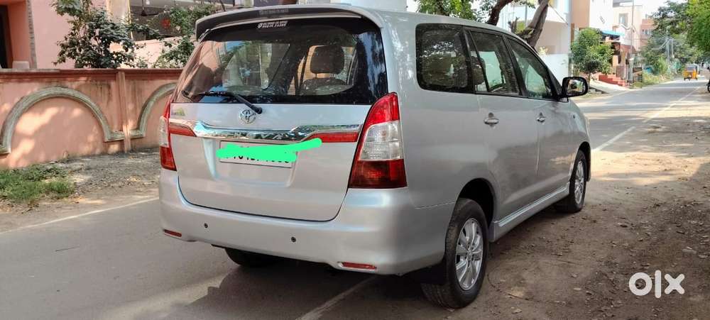 Toyota Innova 2.5 G (diesel) 8 Seater, 2011, Diesel