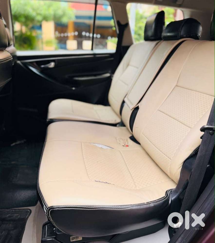 Toyota Innova Crysta 2.4 G Mt 8s, 2022, Diesel