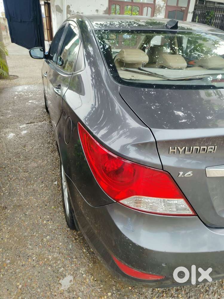 Hyundai Verna Fluidic 2011