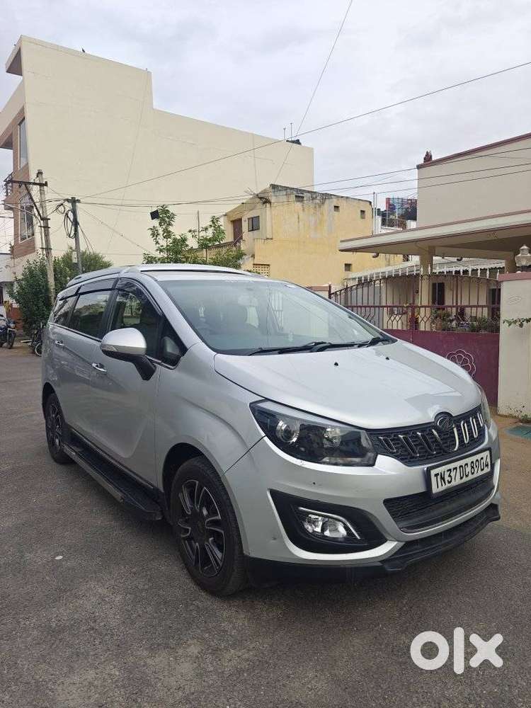 Mahindra Marazzo M8, 2018, Diesel