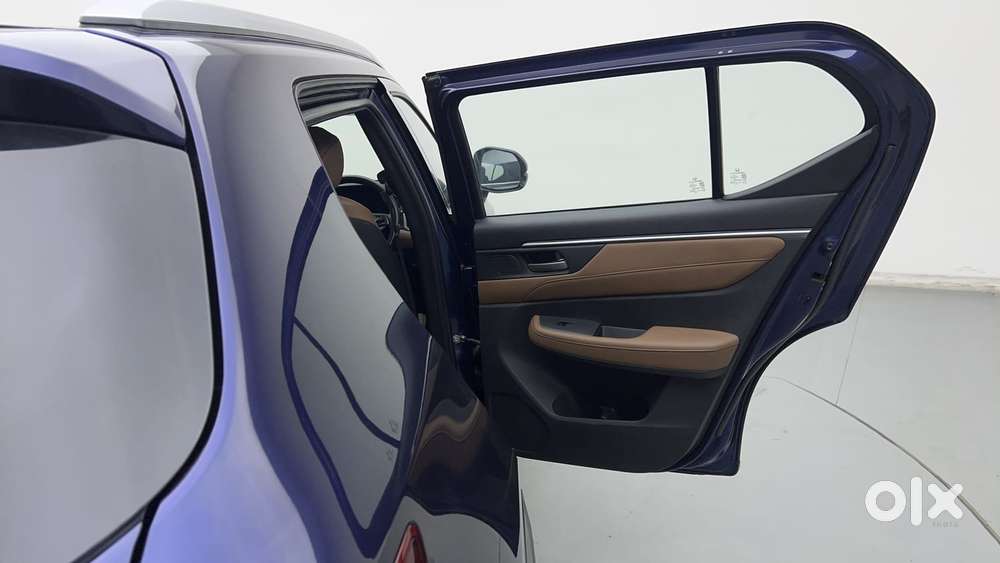 Honda Elevate Zx Cvt, 2025, Petrol