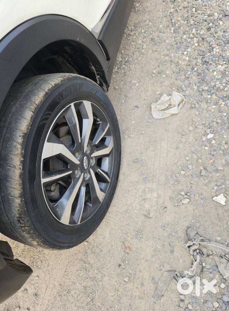 Mahindra Xuv300 W8, 2019, Petrol