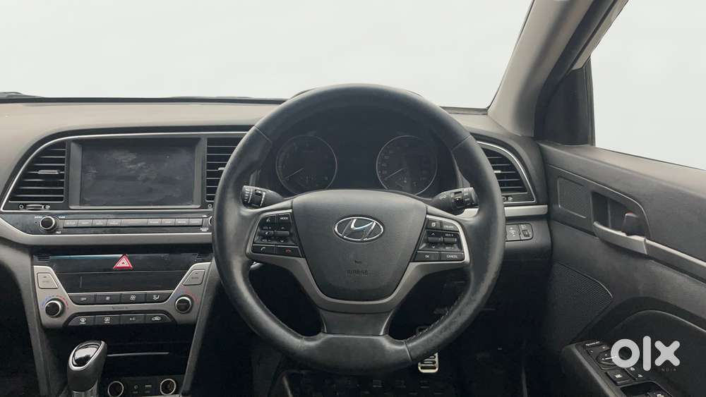 Hyundai New Elantra [2016-2019] 2.0 Sx (o) Petrol At, 2017, Petrol