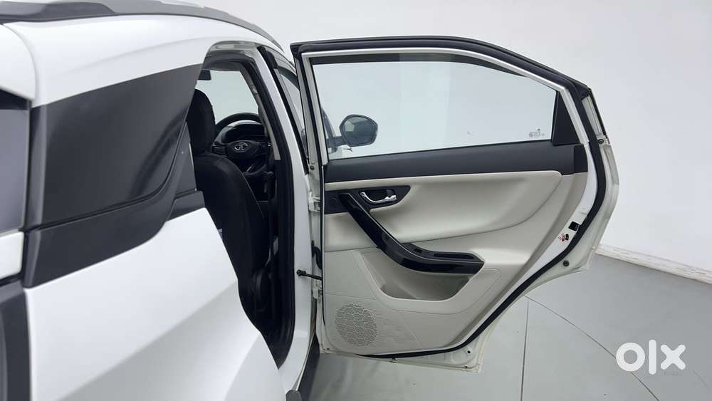 Tata Nexon 1.2 Revotron Xz Plus, 2022, Petrol