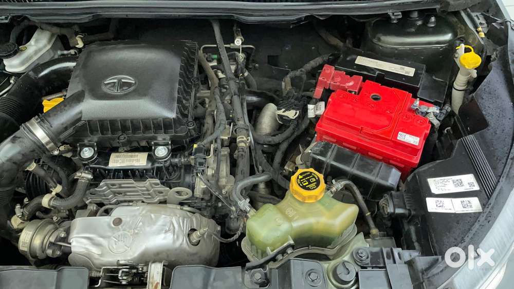Tata Nexon 1.2 Revotron Xza Plus (o) Dual Tone, 2021, Petrol