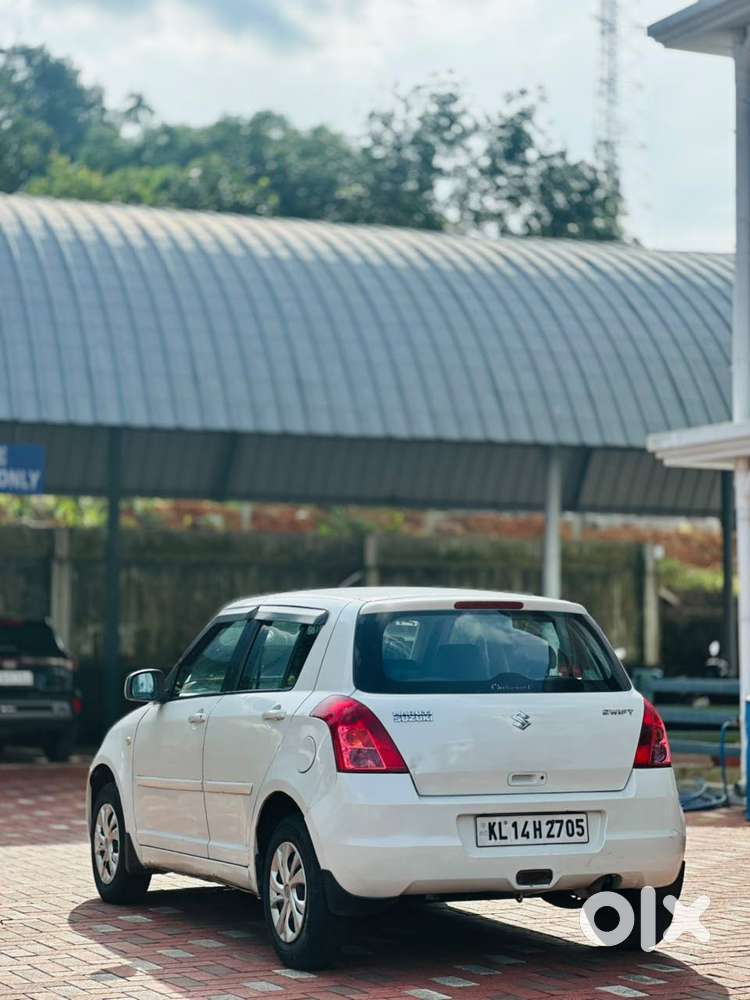 Maruti Suzuki Swift 1.2 Vxi (o), 2009, Petrol