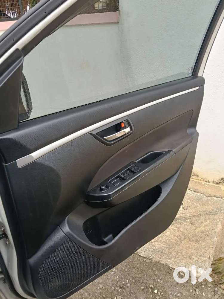 Maruti Suzuki Swift 2015 Vxi Optional