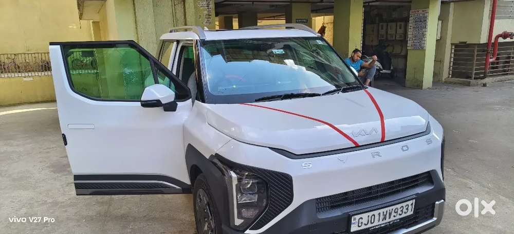 Kia Syros 2025 Petrol 4000 Km Driven