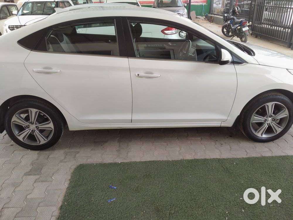Hyundai Verna 1.6 Vtvt Sx, 2018, Petrol