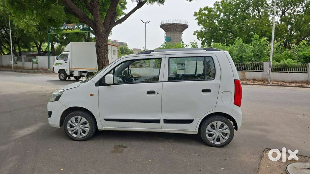 Maruti Suzuki Wagon R 1.0 Vxi, 2017, Cng & Hybrids