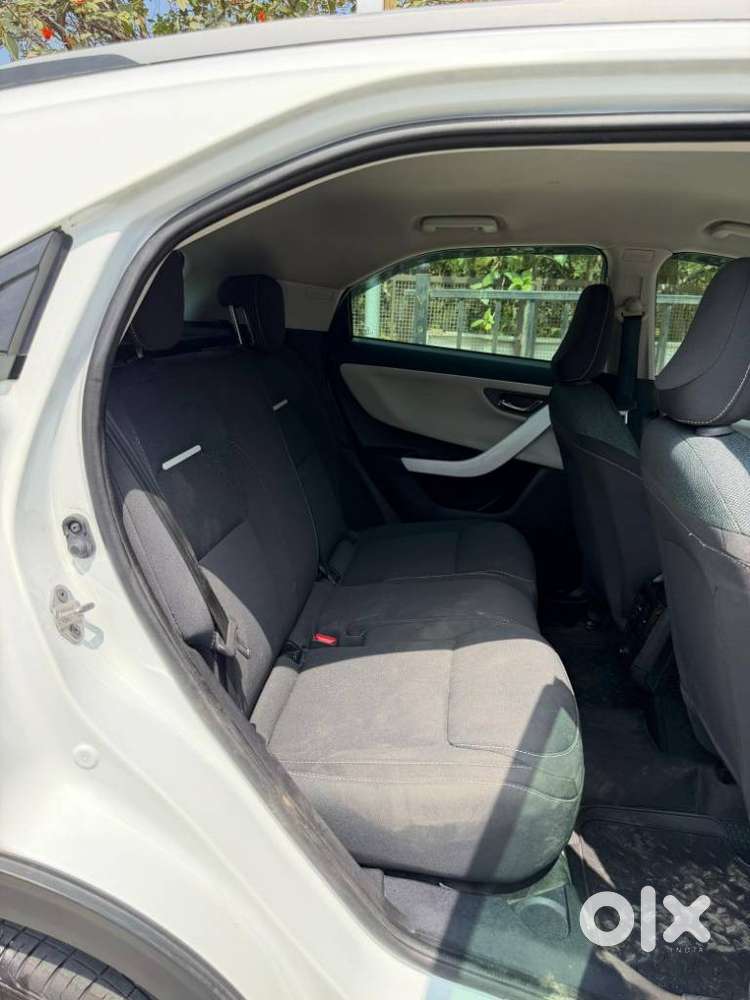 Tata Nexon, 2024, Petrol