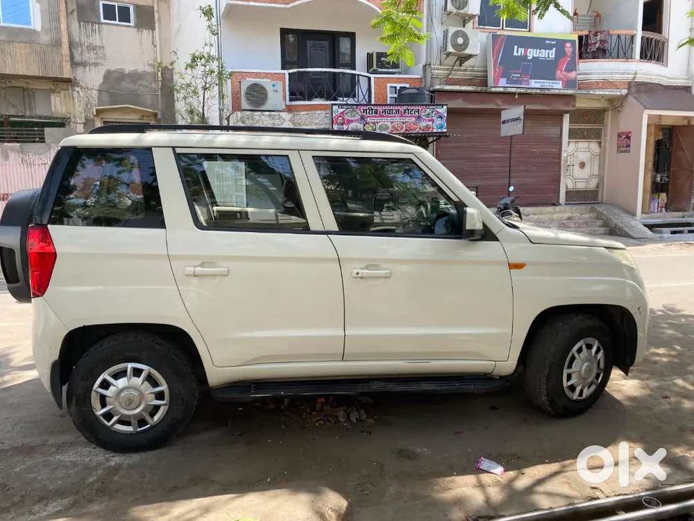 Mahindra Tuv 300 1.5 Plus 2015
