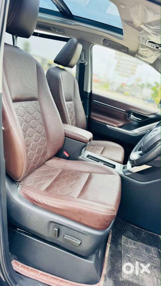 Toyota Innova Hycross 2.0 Zx (o) Hybrid 7 Str, 2024, Petrol