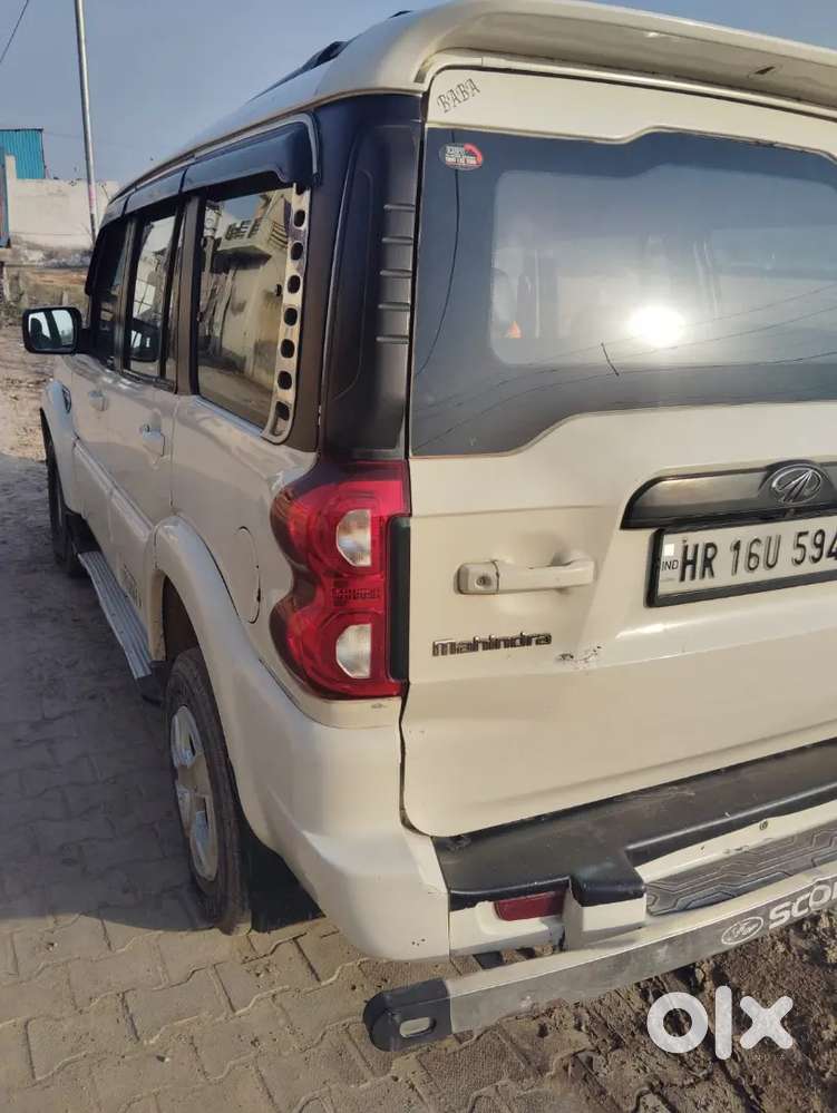 Mahindra Scorpio 2017 Diesel 150000 Km Driven