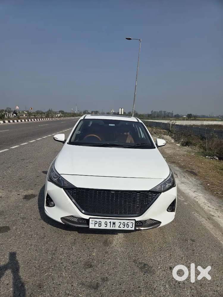 Hyundai Verna 2021 Petrol 28000 Km Driven Top Model Sunroof