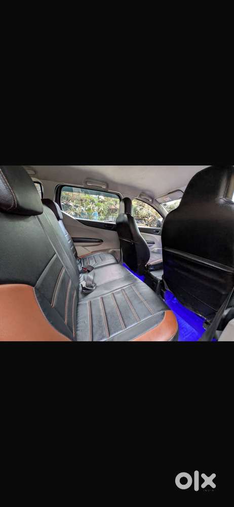 Renault Triber Rxt, 2021, Petrol