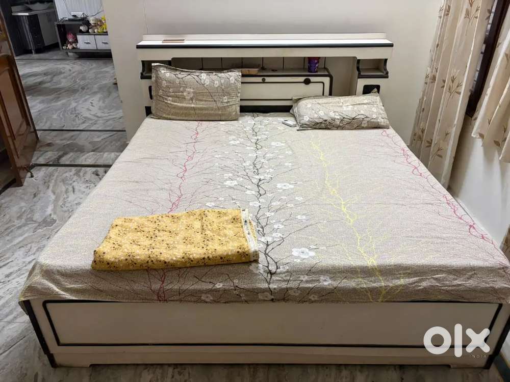 Double bed with dressing table