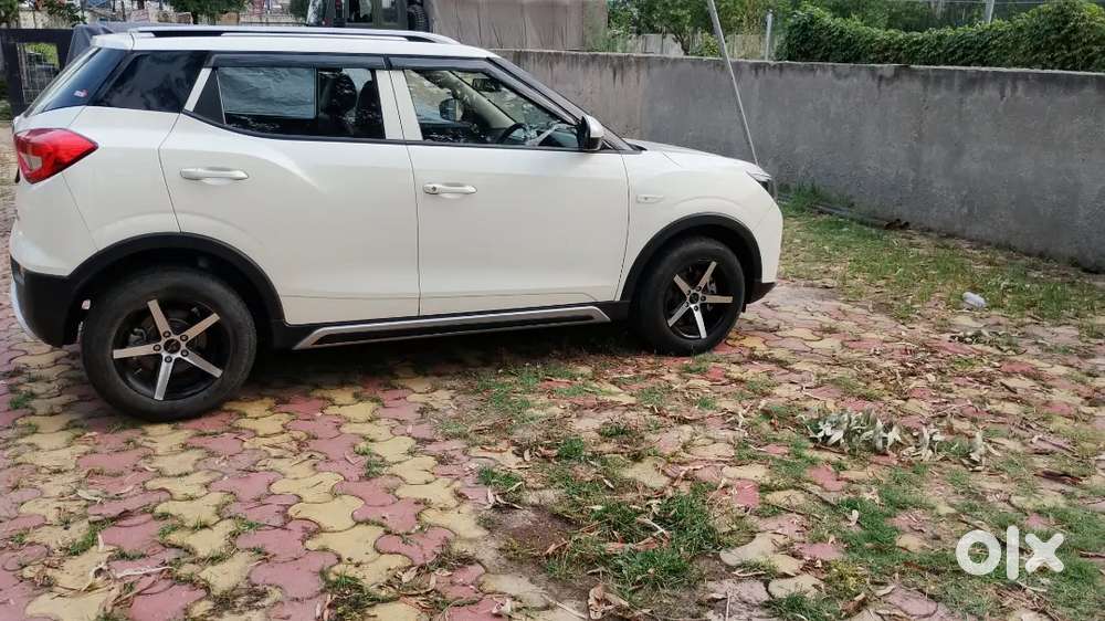 Mahindra Xuv300 2021 ..jun. Petrol Well Maintained