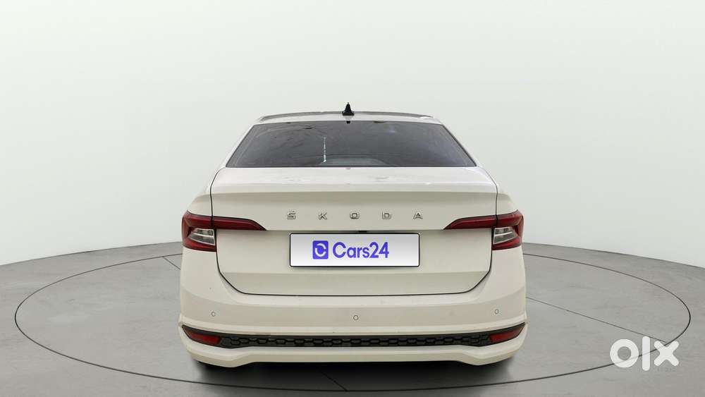 Skoda Slavia 1.0 Ambition Tsi At, 2023, Petrol