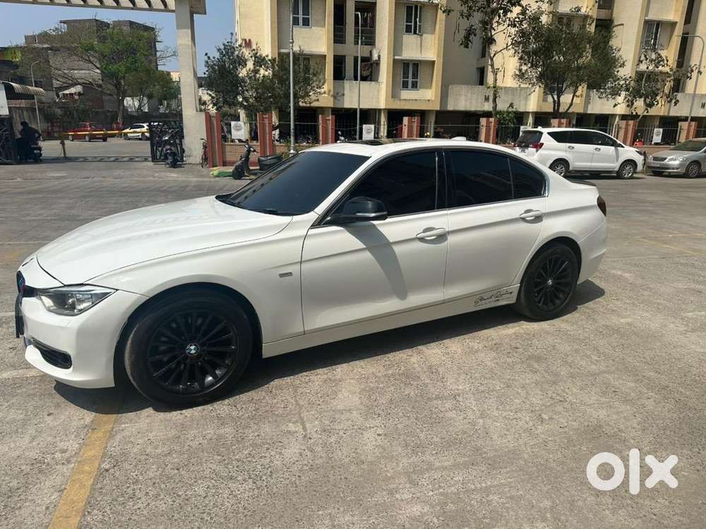 Bmw 3 Series 320d 2015, 3rd Owner,sunroof,diesel 69000 Km Driven